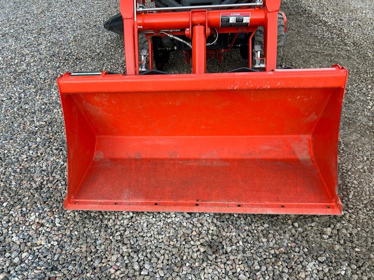 2021-kubota-bx2380-image-9