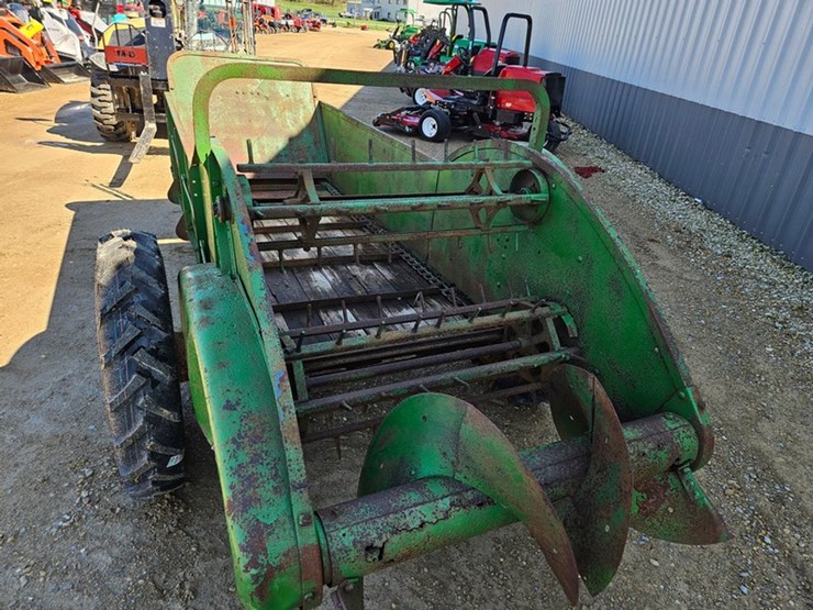 john-deere-7-image-21