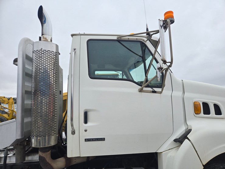 2006-caterpillar-c15-image-16