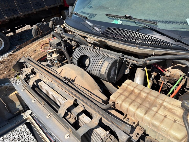 2003-caterpillar-c7-image-30