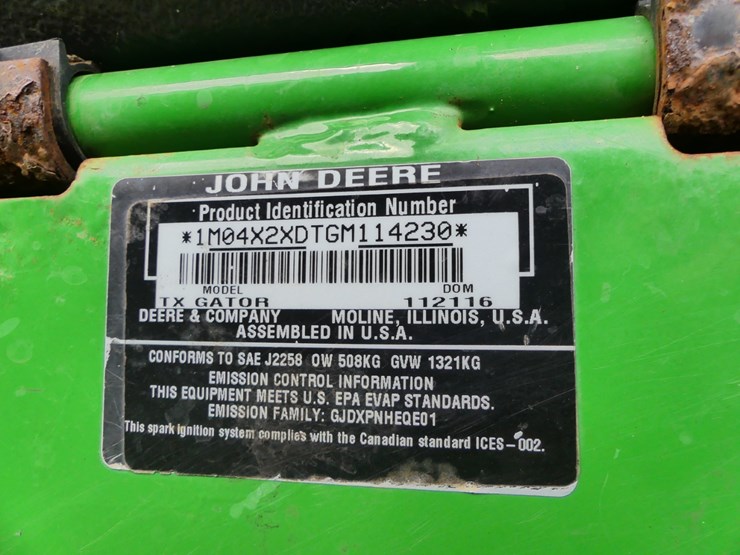 2017-john-deere-tx-4x2-image-13