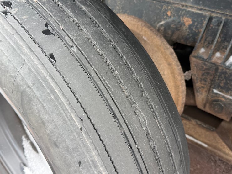 #1056-•-1989-mack-quad-axle-dump-truck-image-76