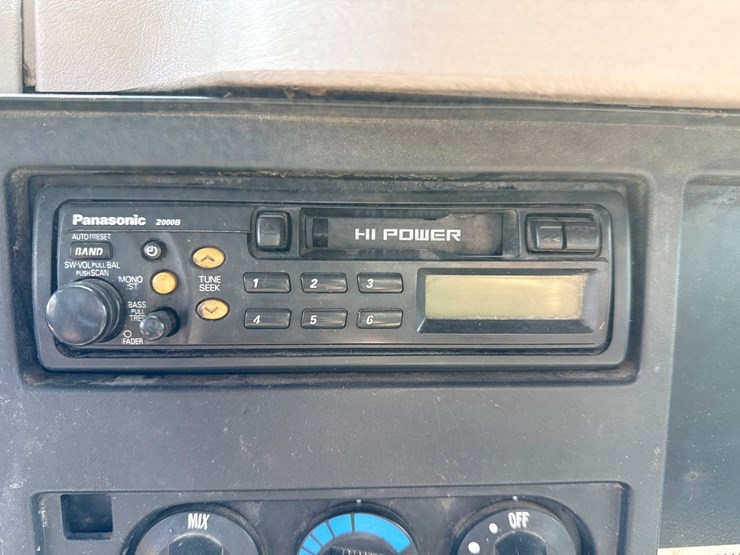 2000-international-4700-image-43