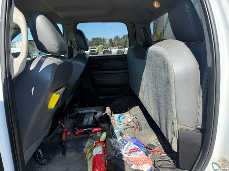 #2048-•-2013-ram-5500-heavy-duty-service-truck-image-33