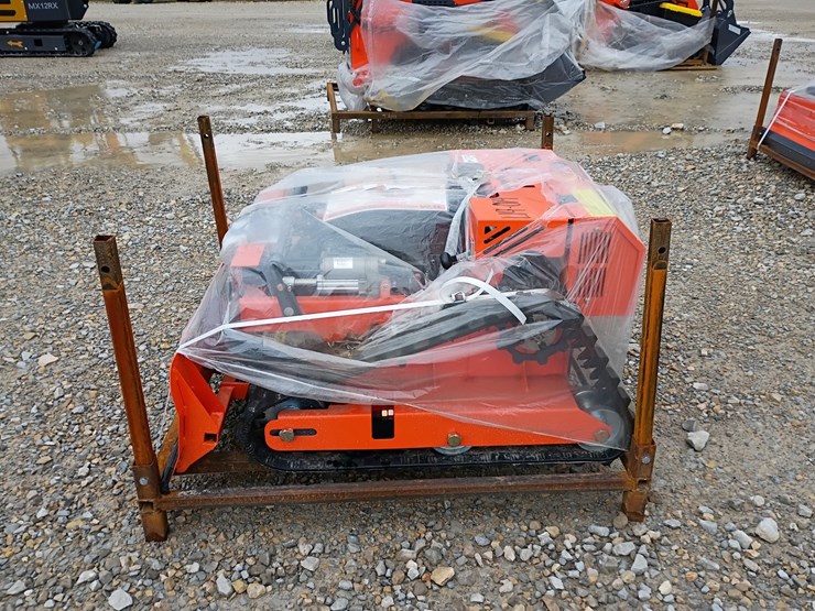 #l19-014-•-2026-tpm-remote-control-lawn-mower-w/-blade-image-1