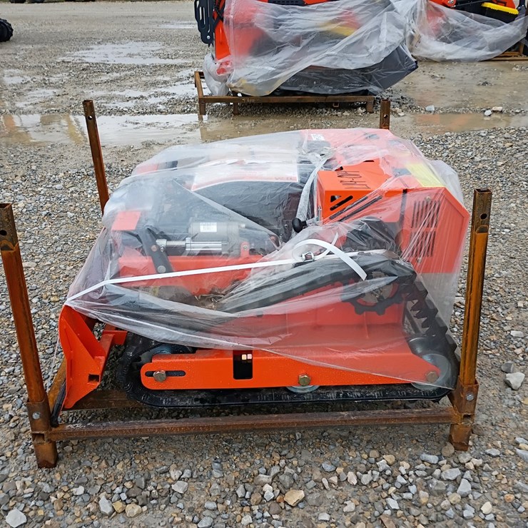 #L19-014 • 2026 TPM Remote Control Lawn Mower w/ Blade