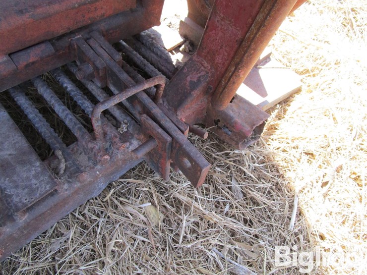 hydraulic-squeeze-chute-image-16