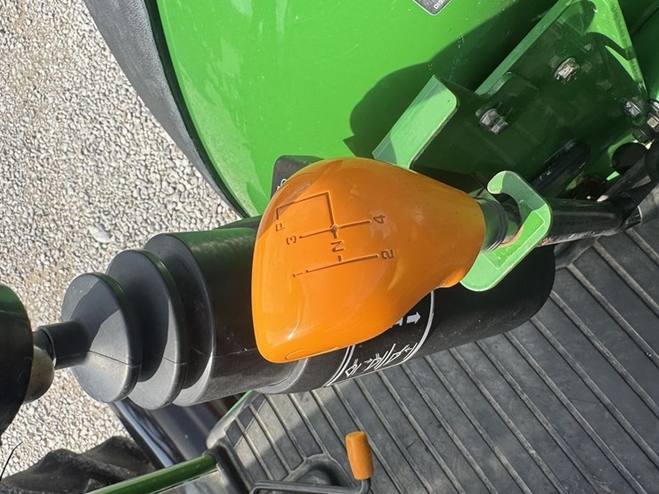 john-deere-5085m-image-15