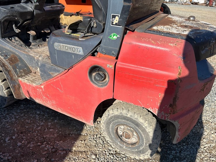 toyota-8fdu25-image-21