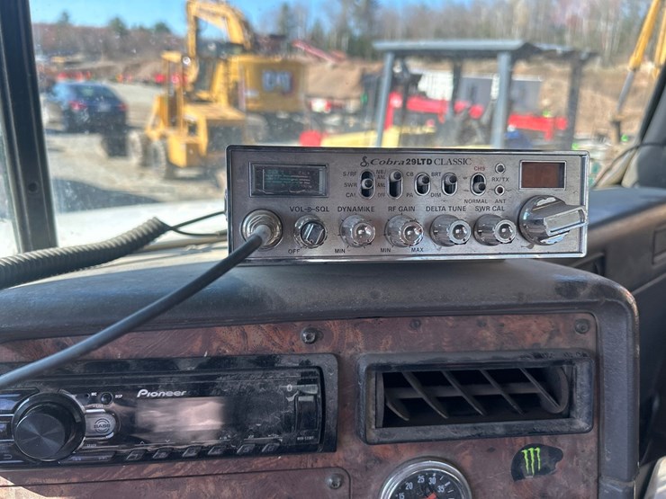 1998-international-9200-image-60