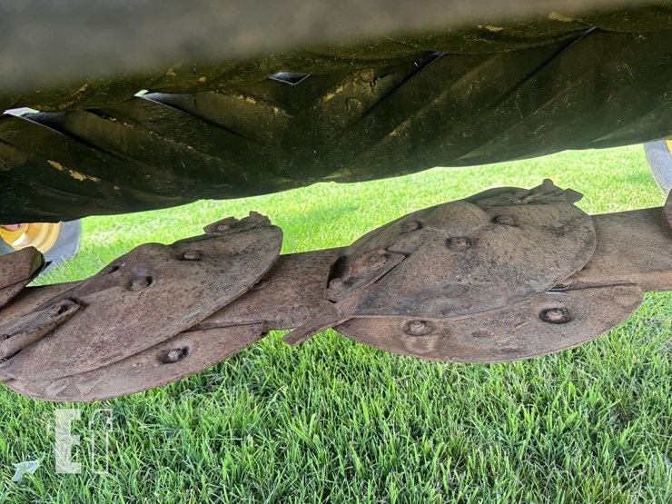 new-holland-1411-image-7