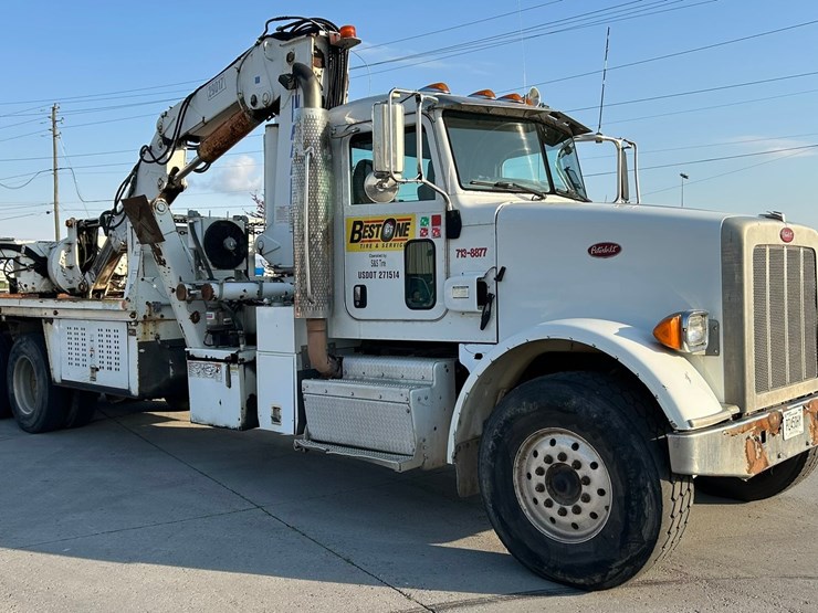 peterbilt-365-image-7