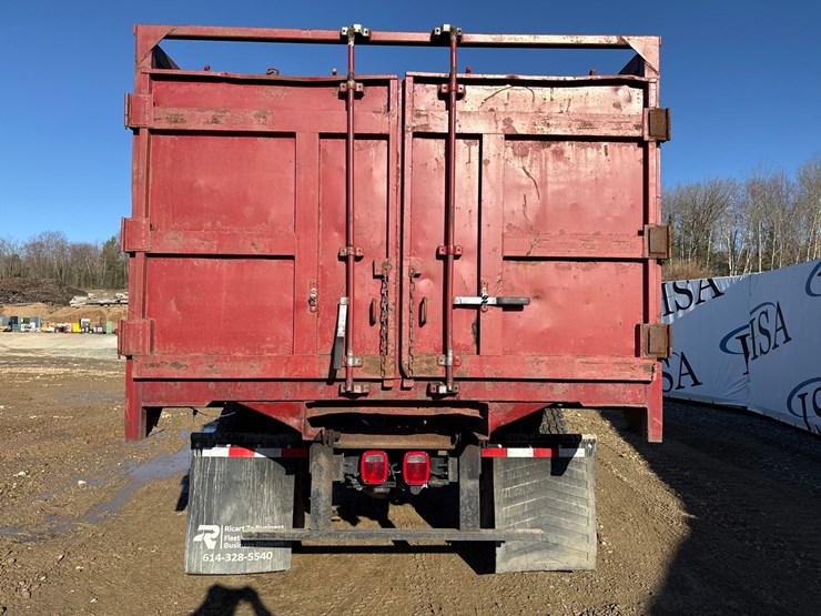 2023-ford-f750-image-4