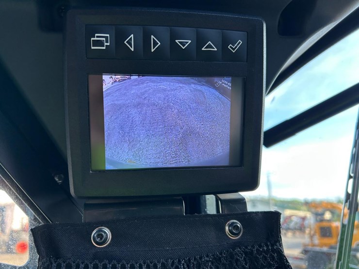 2024-deere-325g-image-24