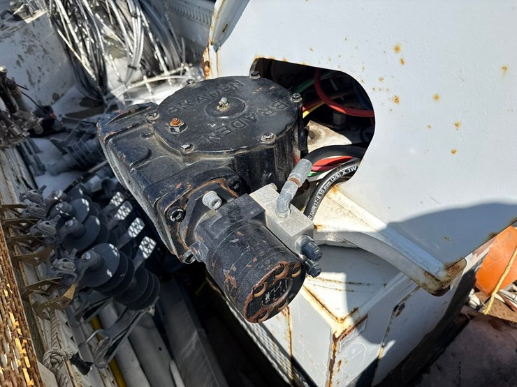 2014-international-4300-sba-image-30