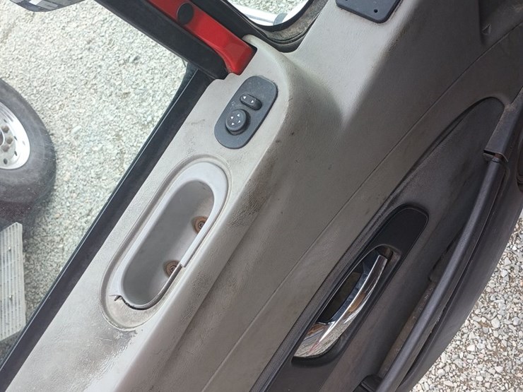 2012-international-prostar-image-56