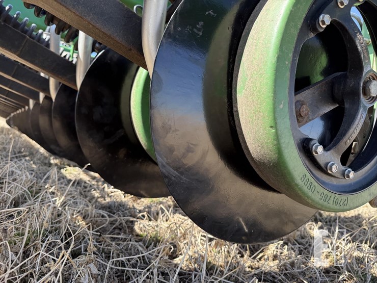 2012-john-deere-1890-image-22