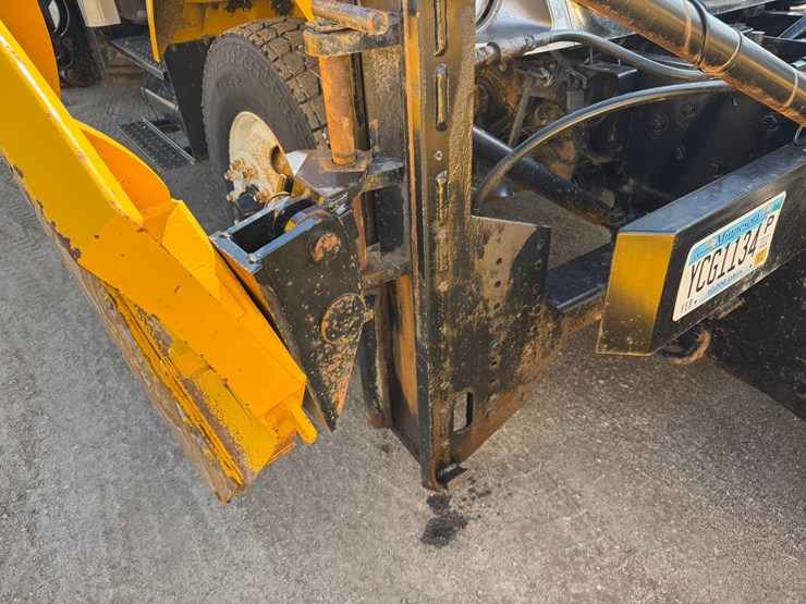 2009-international-workstar-7500-image-26