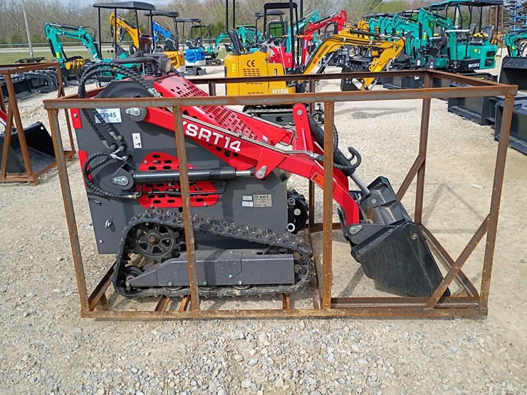 #23945-•-2025-agt-ysrt14-mini-skid-steer-image-5