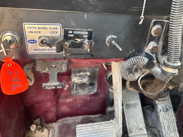 1994-international-9400-image-49