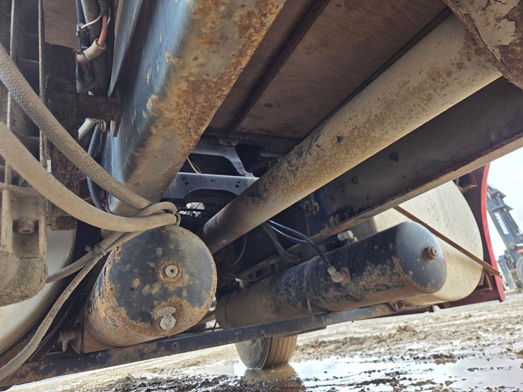 1993-international-9200-image-43