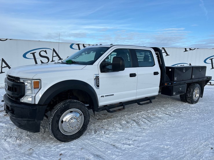 2021-ford-f550-image-1