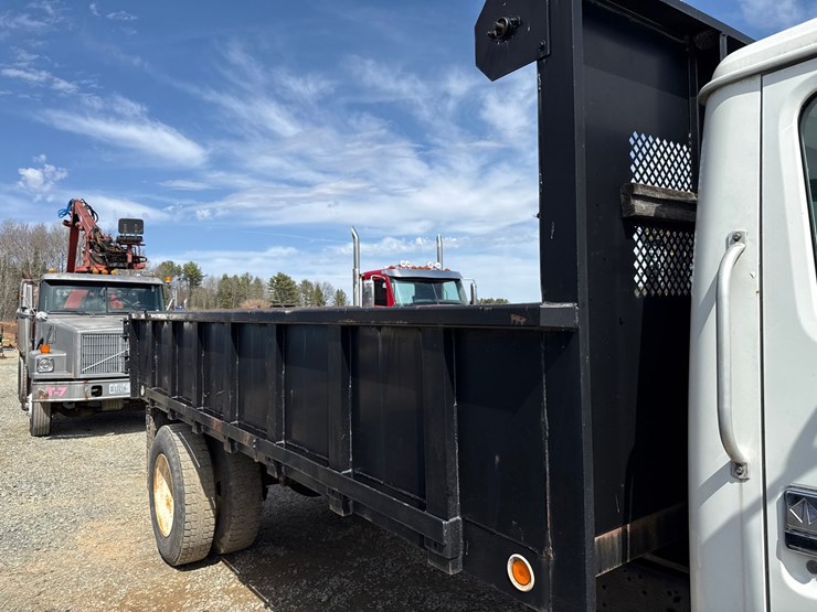 2000-international-4700-image-29