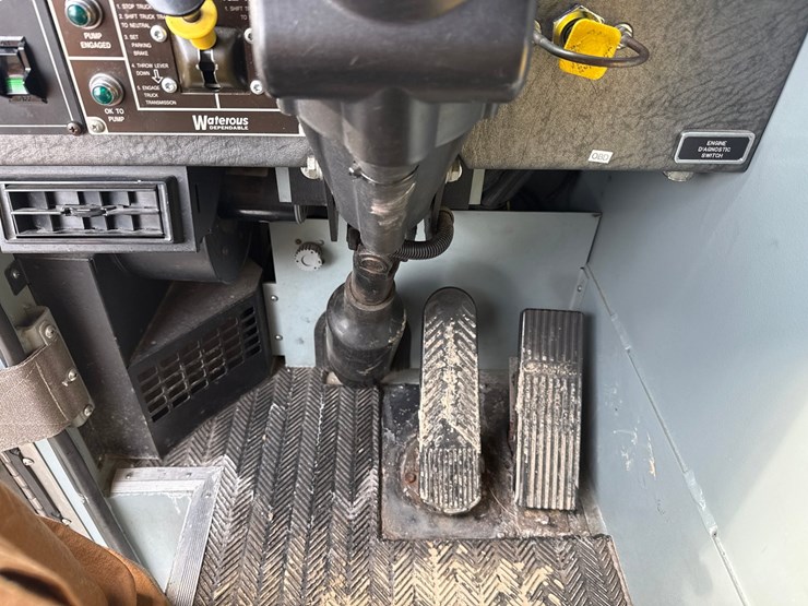 1998-massey-ferguson-8-image-75