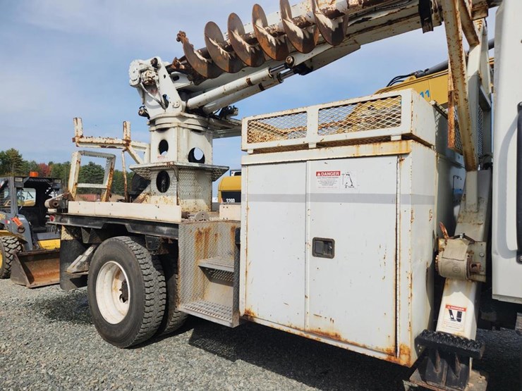 2003-international-durastar-4300-image-14