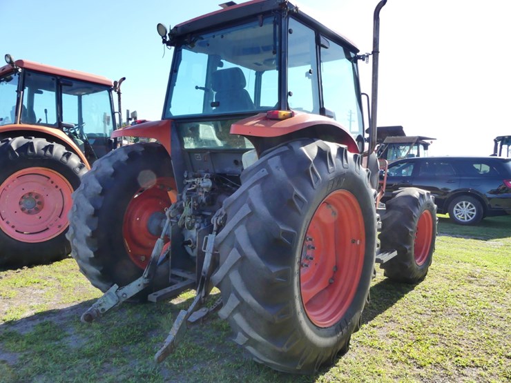 kubota-m108s-image-3