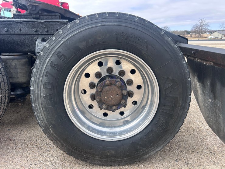 1999-peterbilt-379-image-83