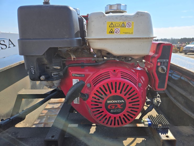 2016-honda-gx390-image-37