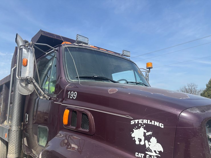 1999-sterling-l9513-image-13