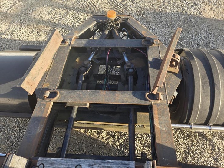 2006-massey-ferguson-8-image-18