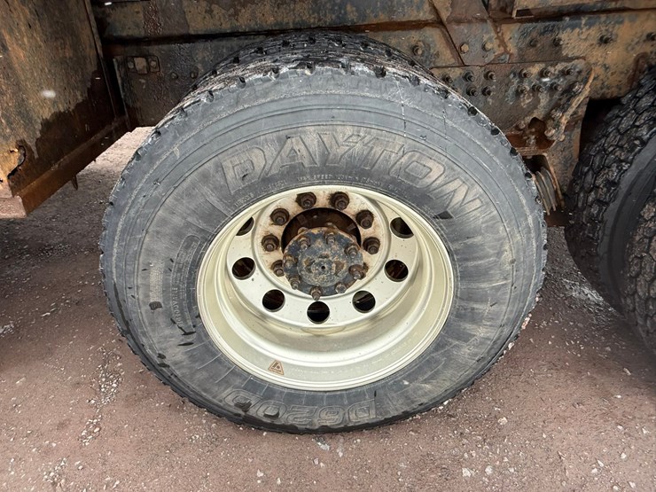 #1052-•-2007-international-7600sfa-tri-axle-dump-truck-image-63