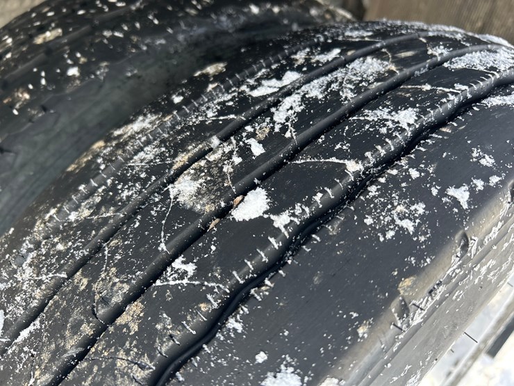 2021-ford-f550-image-92