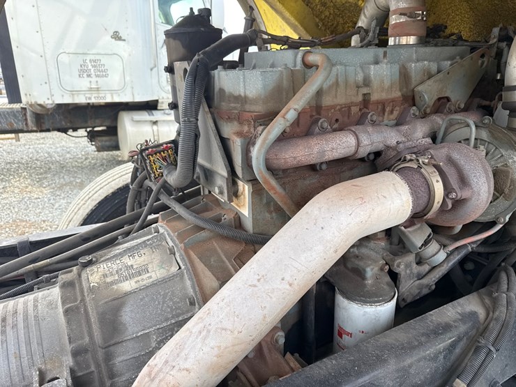 1998-massey-ferguson-8-image-45