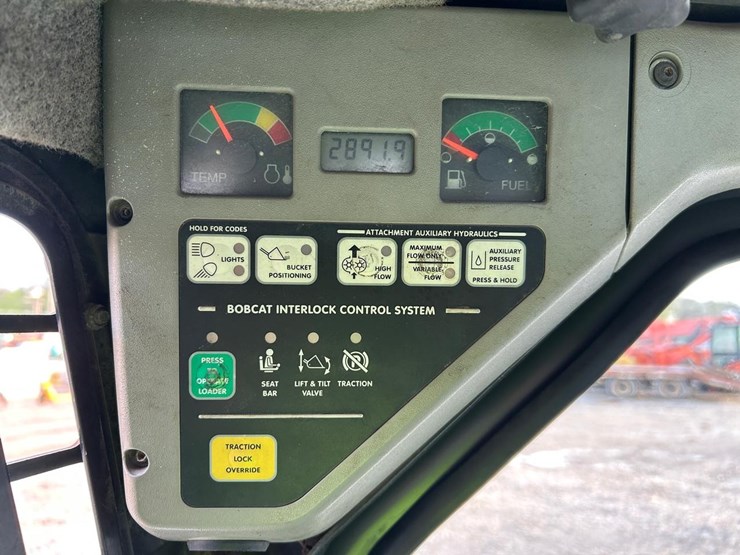 bobcat-t300-image-24