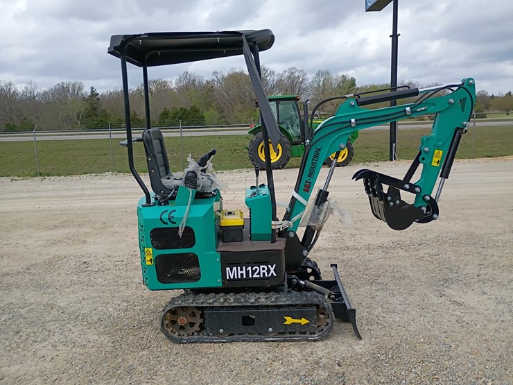 #24170-•-2025-agt-mh12rx-mini-excavator-image-5