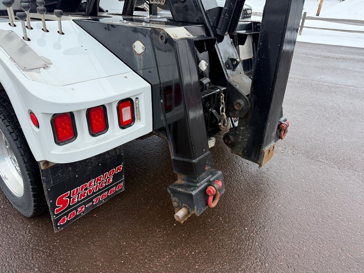 2018-ford-f550-image-23