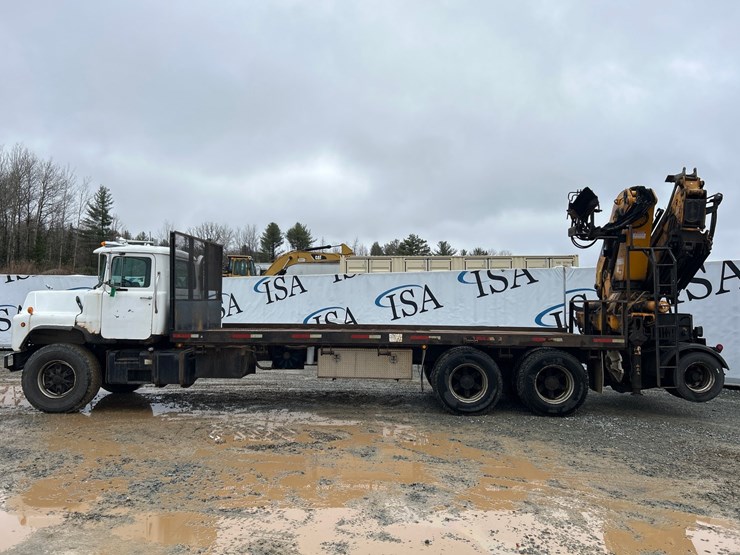 1999-mack-dm688s-image-2