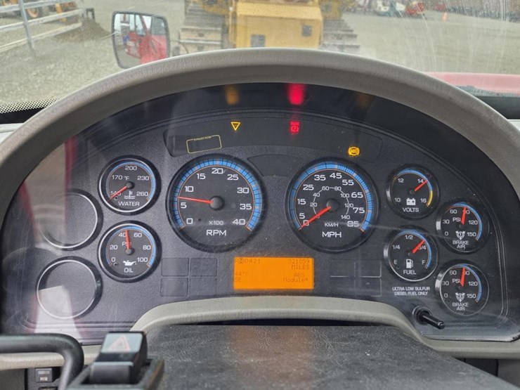 2013-international-durastar-4300-image-81