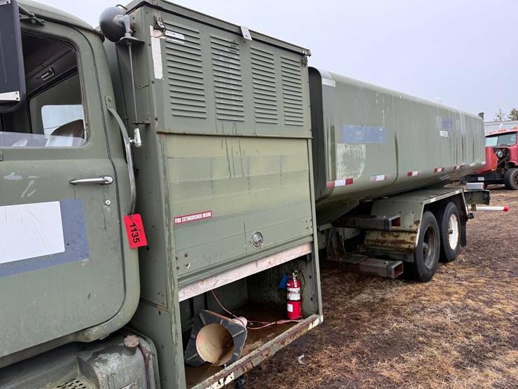 1984-mack-dm492s-image-27