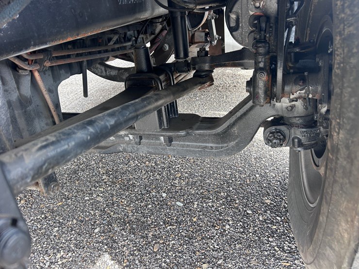 #1009-•-2012-western-star-conventional-4-sleeper-cab-truck-tractor-image-47