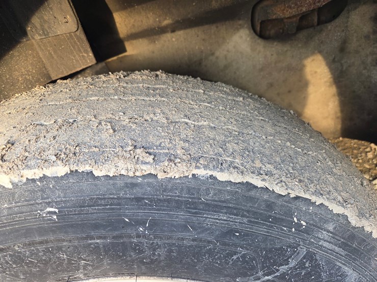 2005-caterpillar-c13-image-75