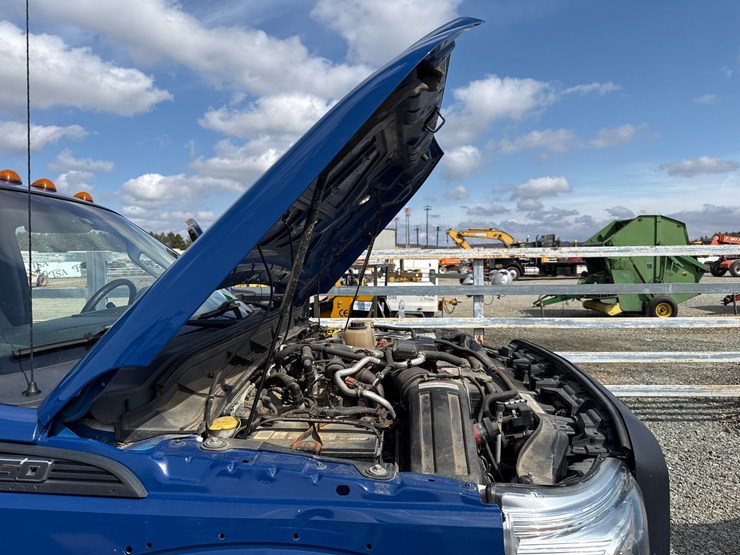 2015-ford-f550-image-11