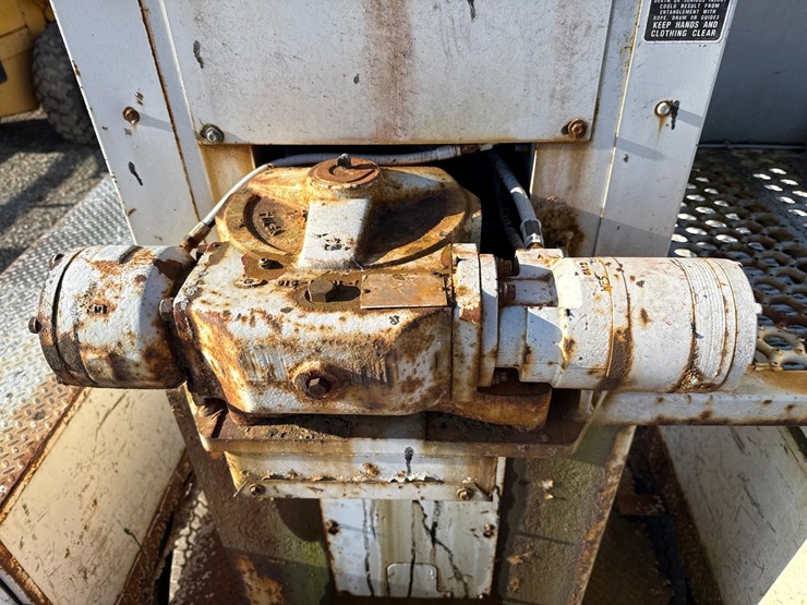 1998-freightliner-fl70-image-44