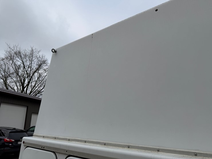 #1048-•-2009-gmc-c5500-specialty-service-truck-image-28