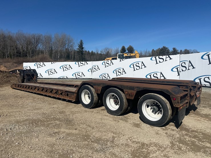 2007-massey-ferguson-8-image-3