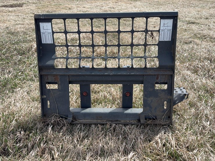 skid-steer-bale-fork-image-2